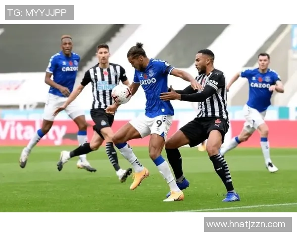 埃弗顿主场迎战莱斯特城争夺英超宝贵三分的激烈对决